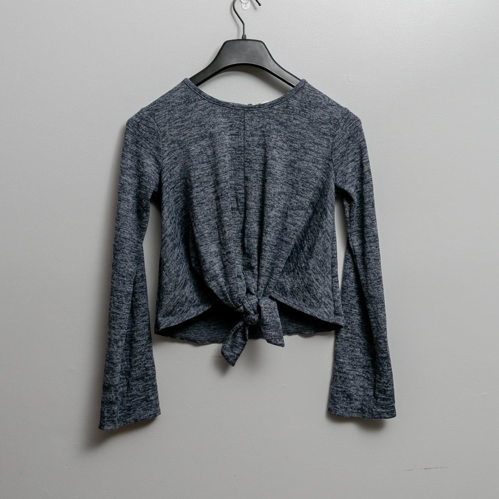 sky and sparrow crop nvy/wht marled crop  size xs